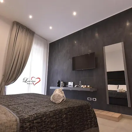 Love Inn فندق مبيت وإفطار بومبيي