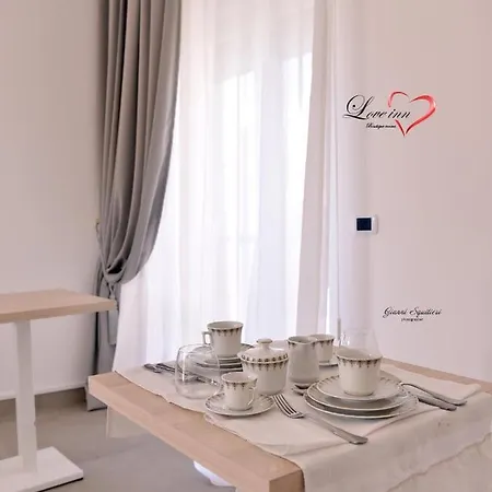 Love Inn * بومبيي