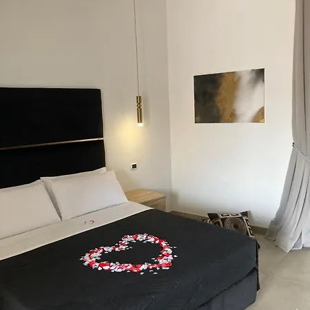 Bed & Breakfast Love Inn *